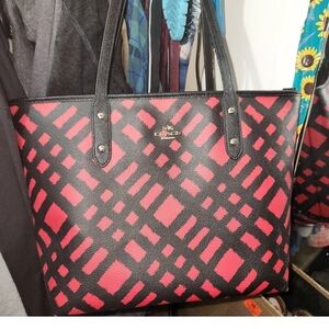 Coach Black and Pink Women's Tote Bag